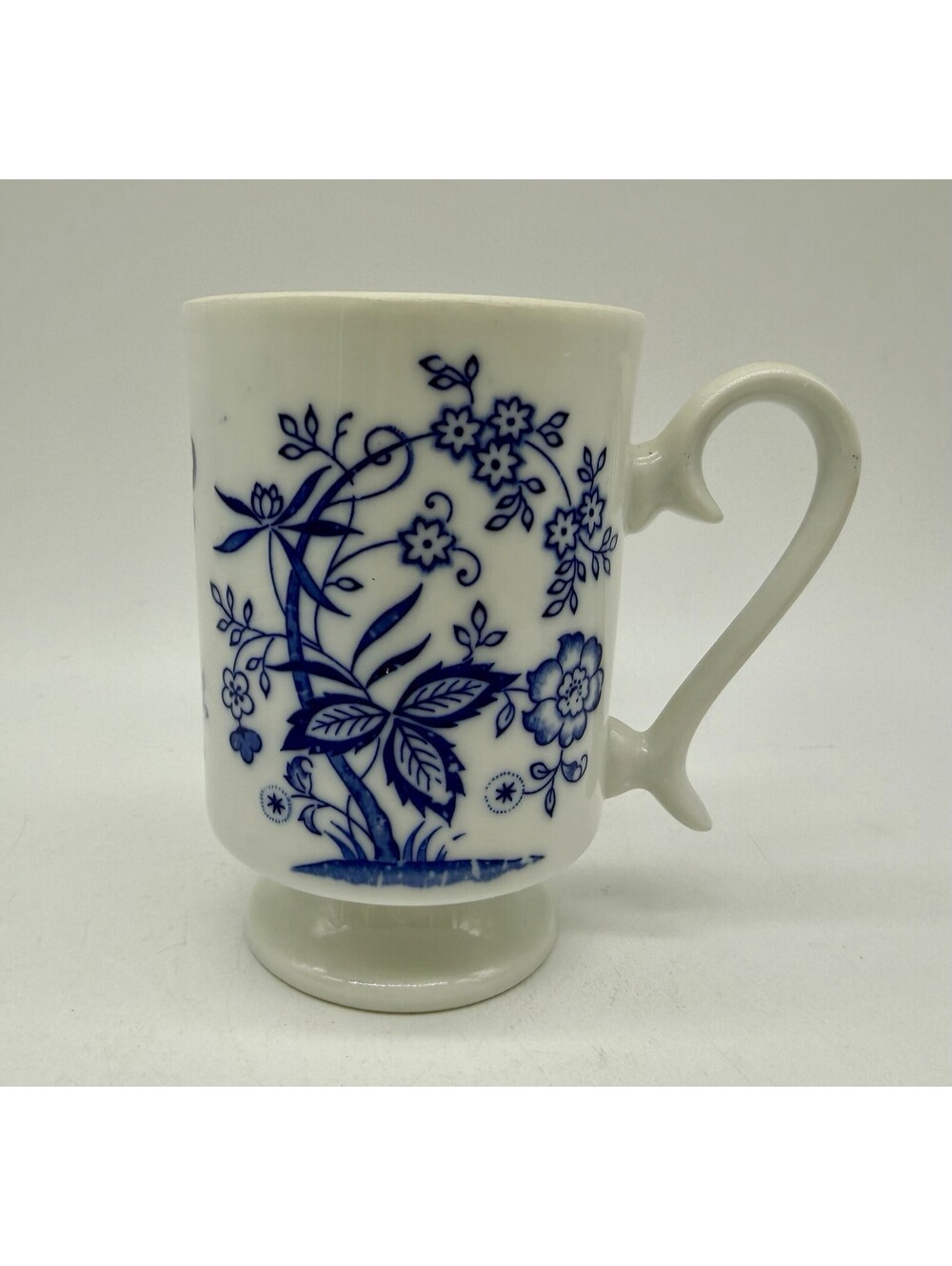 Vintage Blue Floral Mug Pedestal Cup Blue Onion Style Ceramic Kanesho Japan READ